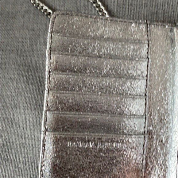 Banana Republic Phone & Card bag - Picture 4 of 4